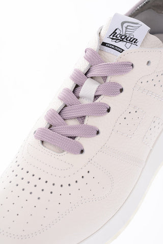 Sneakers Allacciate in Pelle Traforata