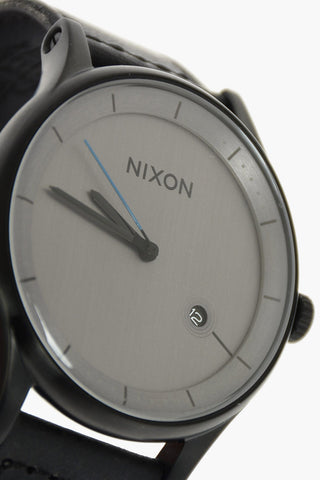 Leather strap THE THE STATION analog watch