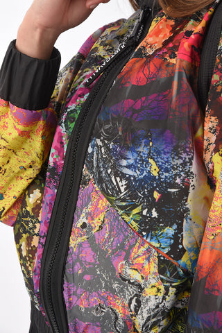 Abstract Patterned Multicolor Nylon Kaban
