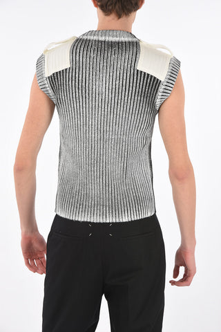 MM10 wool ribbed vest with V-neck