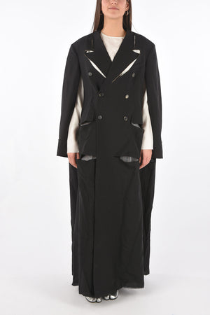 MM0 cappotto doppiopetto con dettagli cut out