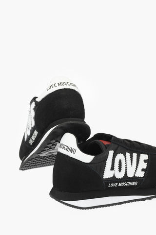 LOVE Sneaker WALK25 mit Logo-Stickerei und Details aus Veloursleder