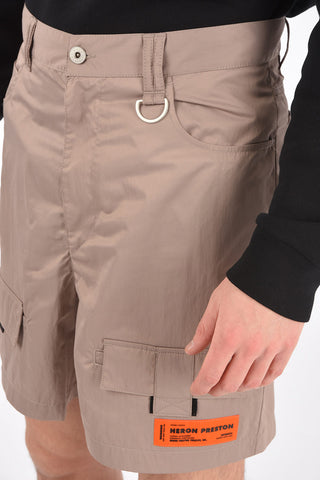 Shorts Cargo in Nylon con Passanti
