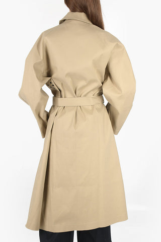 MM0 hidden closure trench with belt
