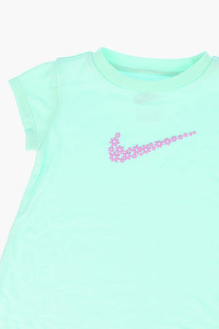 Besticktes T-Shirt-Kleid