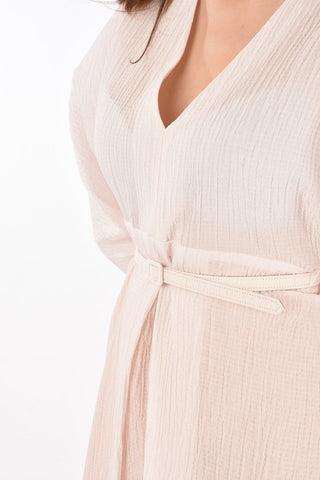 Abito in Tessuto Jacquard con Collo a V e Cintura