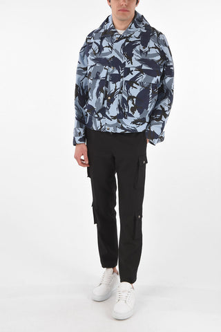 Giubbotto in Denim Stampa Camouflage con Maxi Tasche