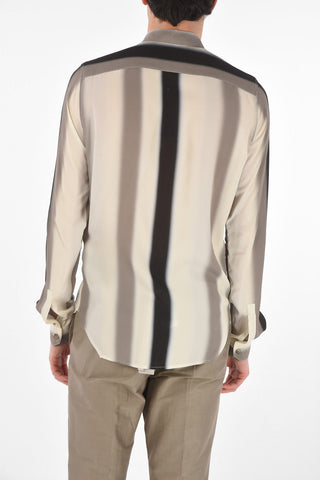Camicia a Righe Sfumate con Abbottonatura Nascosta