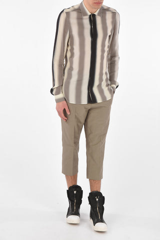 Camicia a Righe Sfumate con Abbottonatura Nascosta