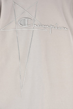 CHAMPION crew-neck sweatshirt with embroidery on the front