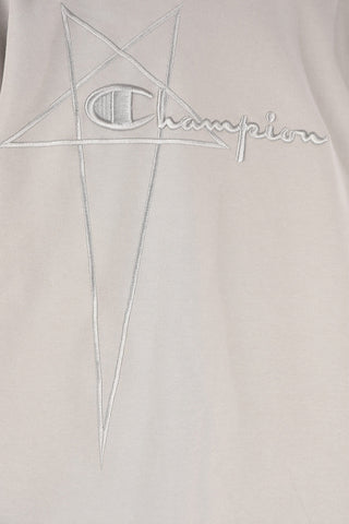 CHAMPION crew-neck sweatshirt with embroidery on the front