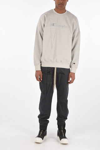 CHAMPION crew-neck sweatshirt with embroidery on the front