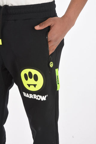 2 pockets jogger pants with logo-print
