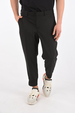 pantalone slim fit con passanti