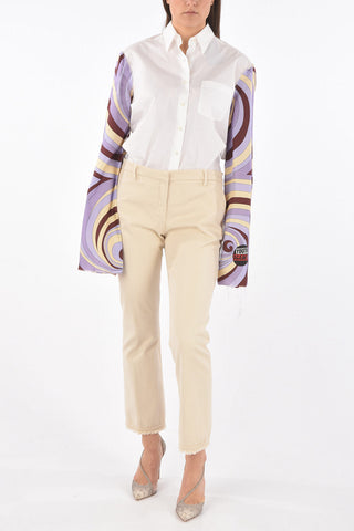 Pantaloni chino con orlo sfrangiato