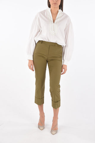 Chino pants with cuffed hem