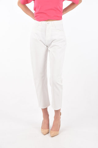 Boyfriend jeans with embroidery on the back