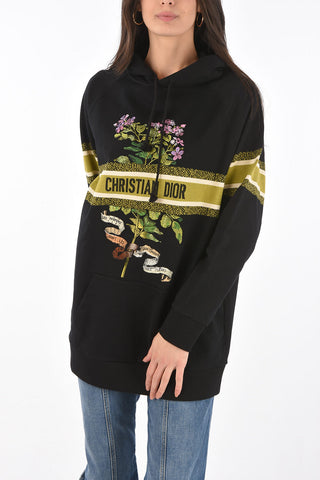 embroidered oversized sweatshirt with hood and maxi patch pocket