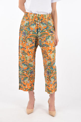 floral patterned carrot fit cropped pants