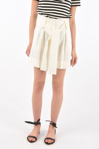 shorts a una pince RAISA a vita alta con cintura