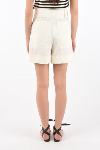 shorts a una pince RAISA a vita alta con cintura