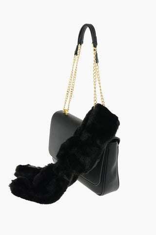 LOVE borsa a spalla in ecopelle con applicazione in ecopelliccia