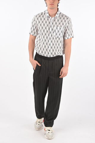easy fit pants with pinstriped detail on the front