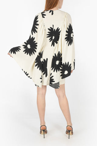 Vestito Midi con Motivo Floreale e Maniche a Mantella
