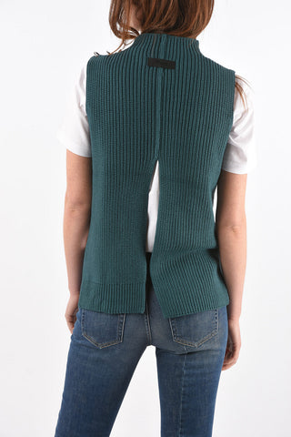 maglia a costine M-ESSIE senza manica con apertura sul retro