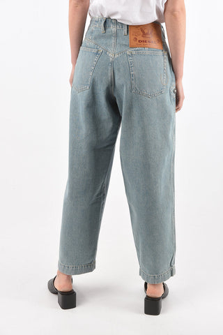 regular waist single pleat D-CONCIAS-SP boyfriend jeans with studs details L30