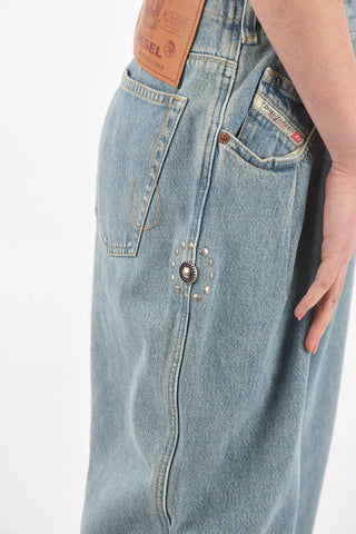 regular waist single pleat D-CONCIAS-SP boyfriend jeans with studs details L30