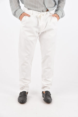 Pantaloni chino slim fit con coulisse