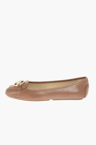 Ballerine LILLIE in Pelle con Logo in Metallo