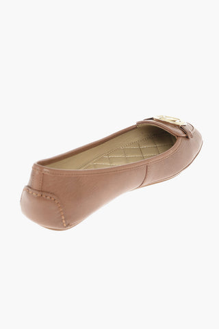 Ballerine LILLIE in Pelle con Logo in Metallo
