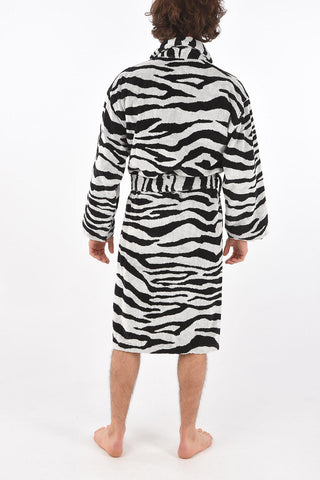 HOME zebra printed sponge bathrobe