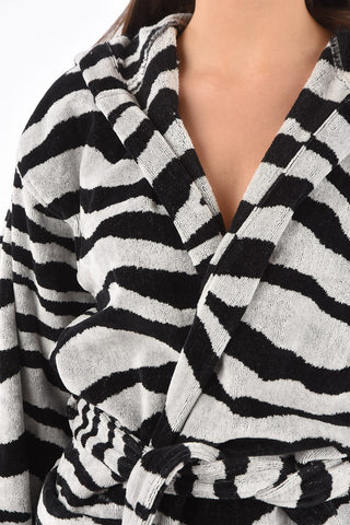 HOME zebra patterned cotton bathrobe with hood 
