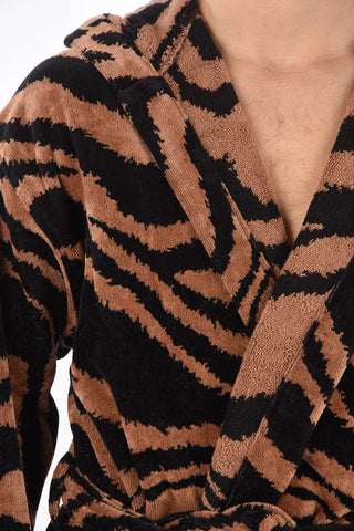 HOME zebra printed sponge bathrobe with hood