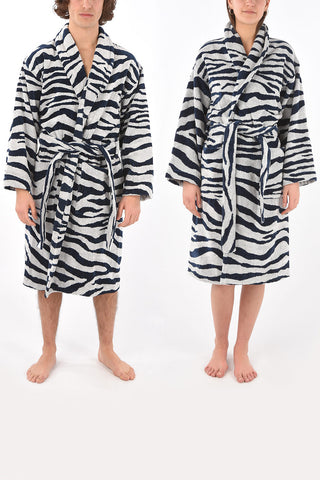 HOME zebra printed sponge bathrobe