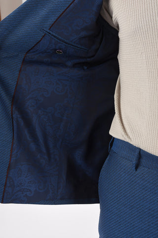 wool side vents notch lapel 2-button suit