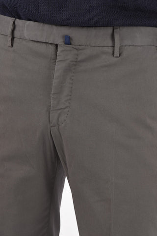 pantaloni chinos in cotone stretch slim fit