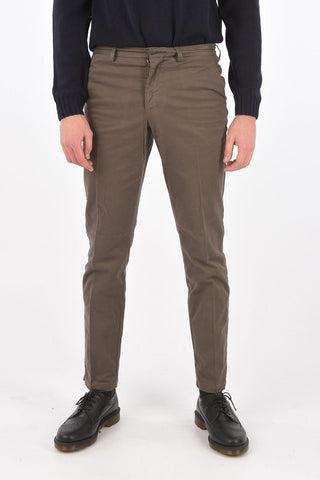pantaloni chinos in cotone stretch