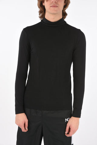 solid color Lightweight UNI SOUS turtleneck sweater