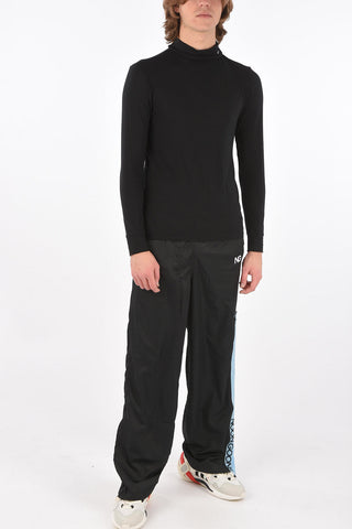 solid color Lightweight UNI SOUS turtleneck sweater