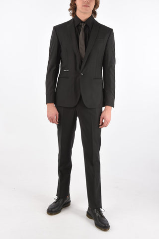 One Button Suit with Jetted Pockets