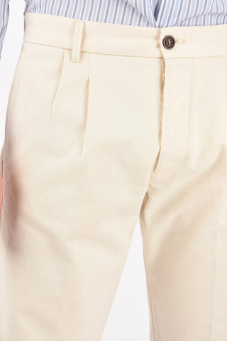 pantalone a doppia pince a vita regolare