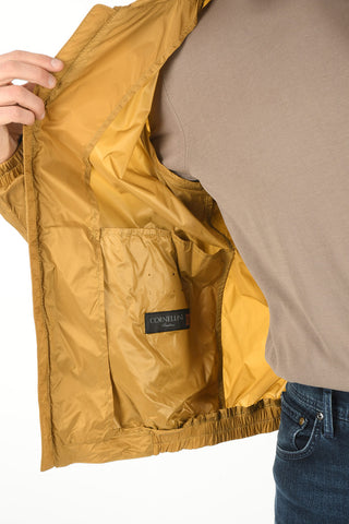 Windbreaker with Zip Closure Pockets