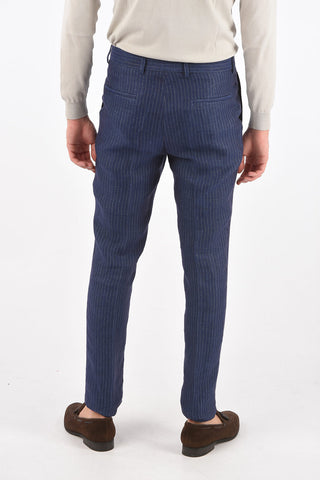 Single-breasted Pinstriped Peak Lapel Suit