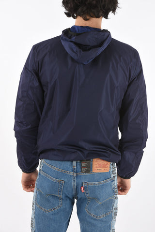 Giacca a vento con cappuccio e tasche zip