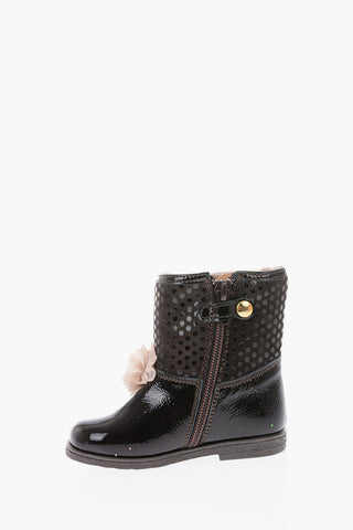 flowers Applications patent leather boots with fur inner