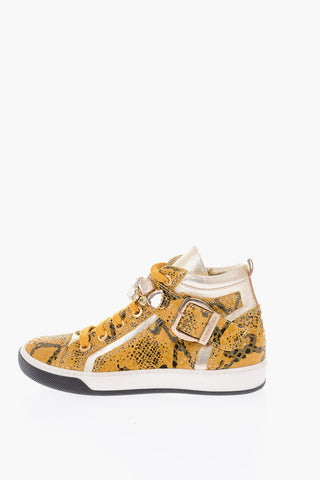 sneakers alte in pelle effetto pitone con castoni
